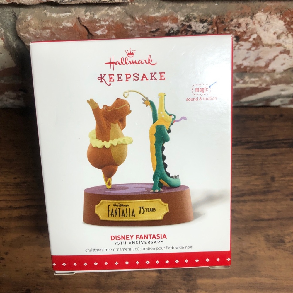 Hallmark Keepsake 75th Disney Fantasia Ornament
Brand New
